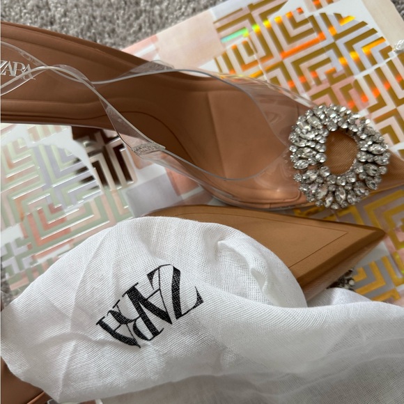 Zara Tan Slingback Heels with Crystal Embellishment size 40 - Picture 5 of 7